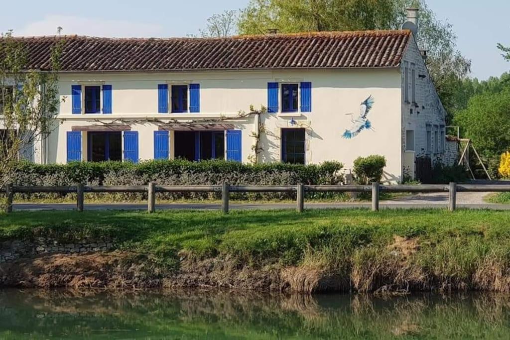 Le Logis Du Heron Кулон Екстериор снимка